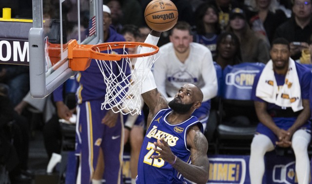 詹姆斯今日将出战！本赛季首次打背靠背+奖项评选资格尚存！