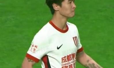 开云体育APP下载-三十而立，韦世豪生涯第2次中超赛季进球数上双